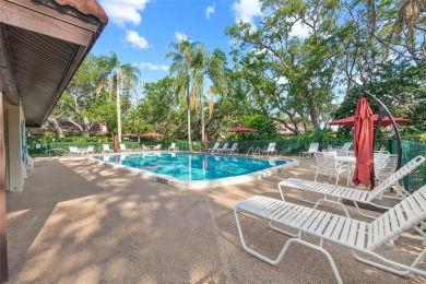Well-Maintained 3BR/2BA Villa in Bent Tree Hammocks III - No Age on Bent Tree Country Club in Florida - for sale on GolfHomes.com, golf home, golf lot