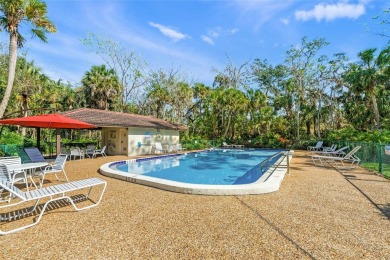 Well-Maintained 3BR/2BA Villa in Bent Tree Hammocks III - No Age on Bent Tree Country Club in Florida - for sale on GolfHomes.com, golf home, golf lot