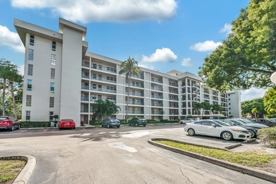 Live the life you've been dreaming of in Palm Aire. Wake up on Palm-Aire Country Club and Resort - The Oaks in Florida - for sale on GolfHomes.com, golf home, golf lot