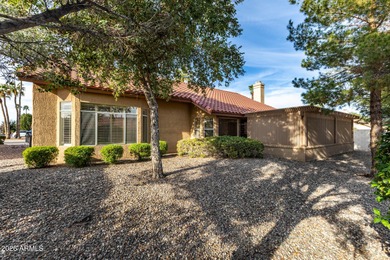 Sun City West Gem!!! This home exudes charm with an easy to on Trail Ridge Golf Course in Arizona - for sale on GolfHomes.com, golf home, golf lot