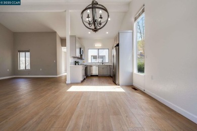 This beautifully updated, one-story, duet-style condo is located on San Ramon Golf Club in California - for sale on GolfHomes.com, golf home, golf lot