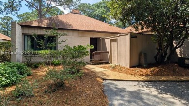 See our 3D virtual tour.  Relax and enjoy the lagoon views and on Sea Pines Golf and Resort  in South Carolina - for sale on GolfHomes.com, golf home, golf lot