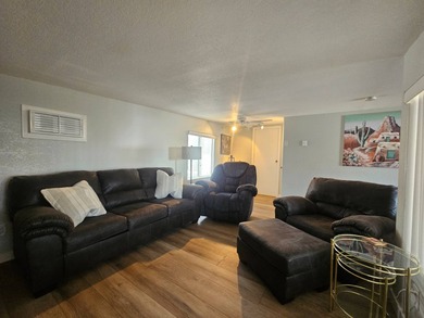 Completely updated 1BD/2BA with a spacious Arizona Room and a on Viewpoint Golf Resort in Arizona - for sale on GolfHomes.com, golf home, golf lot