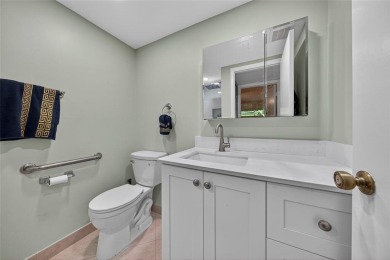 Beautifully Renovated Kings Point Condo! This light-filled on Kings Point Golf -Flanders Way in Florida - for sale on GolfHomes.com, golf home, golf lot