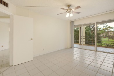 WELCOME TO THIS SPARKLING, UPDATED CONDO WITH BEAUTIFUL GOLF & on Poinciana Golf Club in Florida - for sale on GolfHomes.com, golf home, golf lot