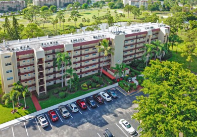 WELCOME TO THIS SPARKLING, UPDATED CONDO WITH BEAUTIFUL GOLF & on Poinciana Golf Club in Florida - for sale on GolfHomes.com, golf home, golf lot