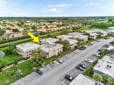 Beautifully Renovated Kings Point Condo! This light-filled on Kings Point Golf -Flanders Way in Florida - for sale on GolfHomes.com, golf home, golf lot