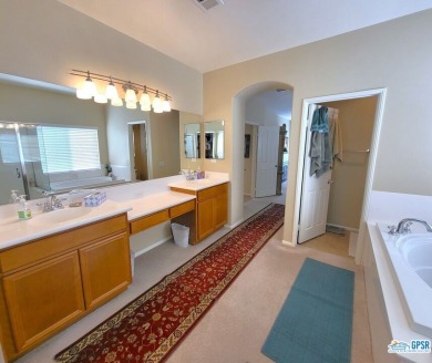Clean and crisp, you cannot ask for a better move-in ready golf on Mission Lakes Country Club in California - for sale on GolfHomes.com, golf home, golf lot