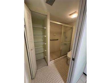 A NICELY maintained 2 bed/2 bath WATER FRONT HOME, Featuring on Flamingo Lakes Country Club in Florida - for sale on GolfHomes.com, golf home, golf lot