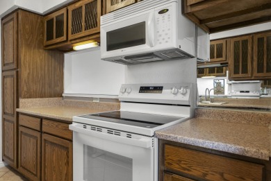 Horseshoe Bay Condo with Lake LBJ View! New interior paint! The on Slick Rock Golf Course - Horseshoe Bay in Texas - for sale on GolfHomes.com, golf home, golf lot