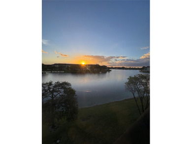 A NICELY maintained 2 bed/2 bath WATER FRONT HOME, Featuring on Flamingo Lakes Country Club in Florida - for sale on GolfHomes.com, golf home, golf lot