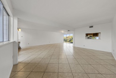 Horseshoe Bay Condo with Lake LBJ View! New interior paint! The on Slick Rock Golf Course - Horseshoe Bay in Texas - for sale on GolfHomes.com, golf home, golf lot