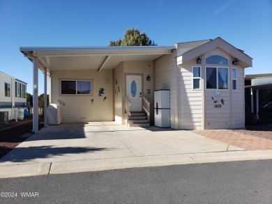 This Super Clean, Move-in ready on the Greenbelt, Full Electric on Juniper Ridge R.V. Golf Resort in Arizona - for sale on GolfHomes.com, golf home, golf lot