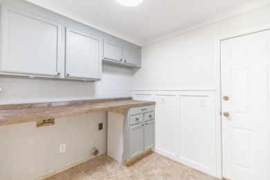 This is a beautiful 4 bedroom, 3 bathroom home located in the on Windstone Golf Club in Georgia - for sale on GolfHomes.com, golf home, golf lot