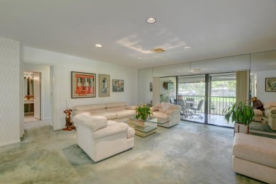 This bright 2nd floor 3 BR/2BTH convertible condo with fantastic on Hunters Run Golf and Country Club in Florida - for sale on GolfHomes.com, golf home, golf lot