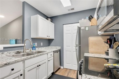 2 BD, 2 BA Plantation Point Condo, enter at ground level & walk on Crescent Pointe Golf Club in South Carolina - for sale on GolfHomes.com, golf home, golf lot