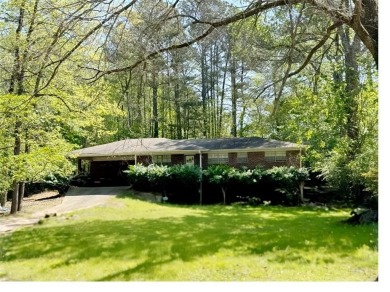 Welcome Home to 2903 Vogue Drive! This charming 3 bedroom, 1.5 on West Pines Golf Club in Georgia - for sale on GolfHomes.com, golf home, golf lot