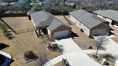 Immaculate 3 bedroom, 2 bath home with amazing features & on Frisco Lakes Golf Course in Texas - for sale on GolfHomes.com, golf home, golf lot
