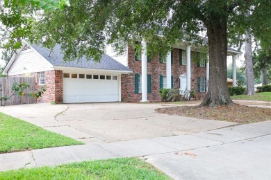 Welcome to this massive, gorgeous, and updated two-story estate on Huntington Park Golf Course in Louisiana - for sale on GolfHomes.com, golf home, golf lot