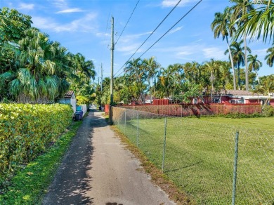 Welcome to Hollywood Lakes! Nestled in the heart of East on Hollywood Beach Golf and Country Club in Florida - for sale on GolfHomes.com, golf home, golf lot