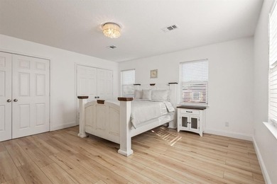 Freshly Updated Lake Retreat in Simmons Shores - STR-Approved & on Tanglewood Resort in Texas - for sale on GolfHomes.com, golf home, golf lot