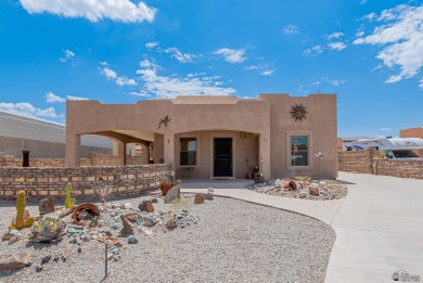 Santa Fe home in Yuma's South Foothills! Indoor Outdoor Living! on Foothills Executive Golf Course in Arizona - for sale on GolfHomes.com, golf home, golf lot