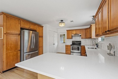 Freshly Updated Lake Retreat in Simmons Shores - STR-Approved & on Tanglewood Resort in Texas - for sale on GolfHomes.com, golf home, golf lot