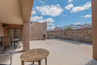 Santa Fe home in Yuma's South Foothills! Indoor Outdoor Living! on Foothills Executive Golf Course in Arizona - for sale on GolfHomes.com, golf home, golf lot