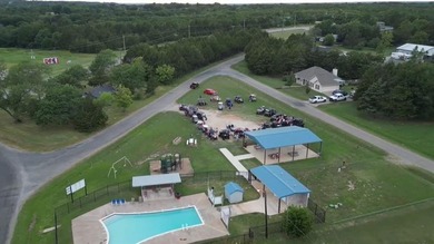 Freshly Updated Lake Retreat in Simmons Shores - STR-Approved & on Tanglewood Resort in Texas - for sale on GolfHomes.com, golf home, golf lot