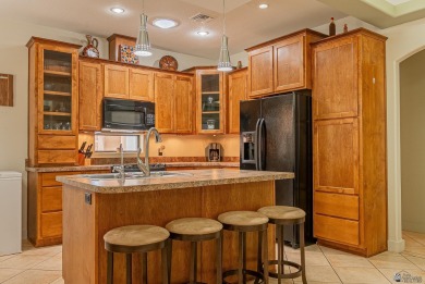 Santa Fe home in Yuma's South Foothills! Indoor Outdoor Living! on Foothills Executive Golf Course in Arizona - for sale on GolfHomes.com, golf home, golf lot