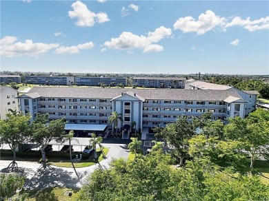Welcome to this newly renovated and fully furnished 3 bed / 2 on Golfview Golf and Racquet Club in Florida - for sale on GolfHomes.com, golf home, golf lot