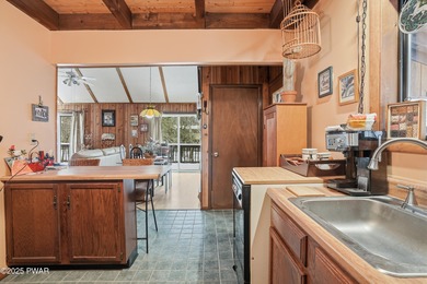 Welcome to an exceptional Pocono escape. This spacious on The Hideout Golf in Pennsylvania - for sale on GolfHomes.com, golf home, golf lot