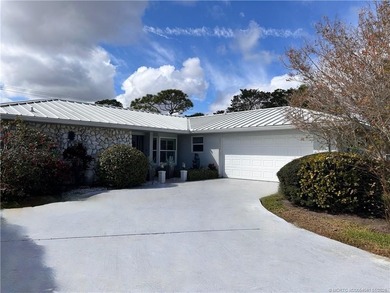 Beautiful updated CBS 2 Bedroom, 2 Bathroom 1671 Sq Ft, Golf on Martin County Golf Course in Florida - for sale on GolfHomes.com, golf home, golf lot
