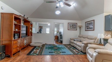 Remarks
A beautiful Pecan Plantation golf course home sitting on on Pecan Plantation Country Club in Texas - for sale on GolfHomes.com, golf home, golf lot