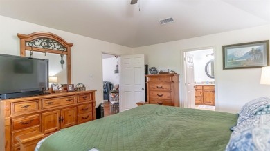 Remarks
A beautiful Pecan Plantation golf course home sitting on on Pecan Plantation Country Club in Texas - for sale on GolfHomes.com, golf home, golf lot
