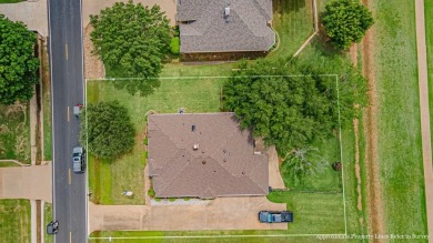 Remarks
A beautiful Pecan Plantation golf course home sitting on on Pecan Plantation Country Club in Texas - for sale on GolfHomes.com, golf home, golf lot