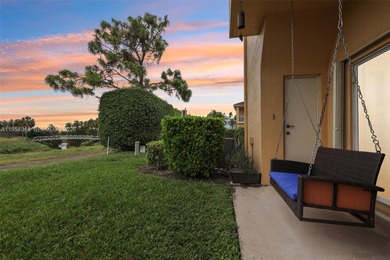 SELLER OFFERING $5,000 TOWARD BUYER'S CLOSING COSTS OR RATE on The Carolina Club in Florida - for sale on GolfHomes.com, golf home, golf lot