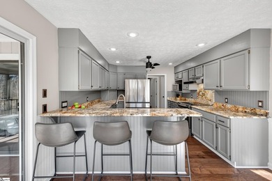 The Keowee Lake Life is waiting for you and now is your time on Keowee Key Golf and Country Club in South Carolina - for sale on GolfHomes.com, golf home, golf lot