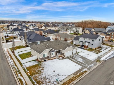 Beautiful home with gorgeous mountain views! Move in ready with on Ben Lomond Golf Course in Utah - for sale on GolfHomes.com, golf home, golf lot