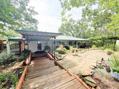 **PRICE IMPROVED** Welcome to 92 Lochview Lane-where serenity on Arrowhead State Park Golf Course in Oklahoma - for sale on GolfHomes.com, golf home, golf lot