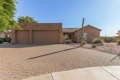 Custom single-level home located in a cul-de-sac on the golf on Red Mountain Ranch Country Club in Arizona - for sale on GolfHomes.com, golf home, golf lot