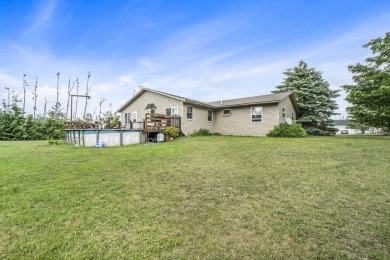 Well-maintained 4 bedroom, 2 bath home offering a spacious and on The Loon Golf Resort in Michigan - for sale on GolfHomes.com, golf home, golf lot