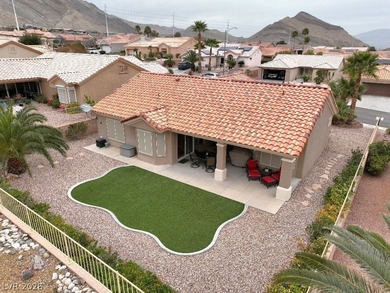 Move-in Ready, with tons of upgrades and great features! In the on Highland Falls Golf Club in Nevada - for sale on GolfHomes.com, golf home, golf lot