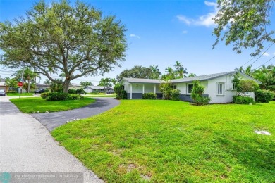 Excellent eastern location! No HOA! Home features 3 beds, 2 on Pompano Beach Golf Course  in Florida - for sale on GolfHomes.com, golf home, golf lot