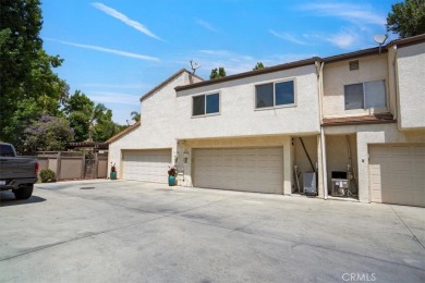 Welcome to this beautifully maintained townhome located in the on Vista Valencia Golf Course in California - for sale on GolfHomes.com, golf home, golf lot