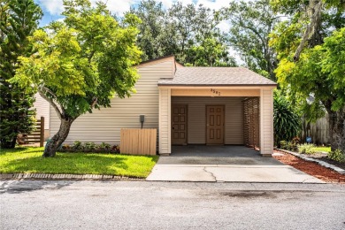 Southside Move In Ready!! 3BR/2Bath split plan with almost 1,500 on Cleveland Heights Golf Course in Florida - for sale on GolfHomes.com, golf home, golf lot
