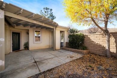 This cozy move-in ready home is just across the away from the on Hemet Golf Club in California - for sale on GolfHomes.com, golf home, golf lot