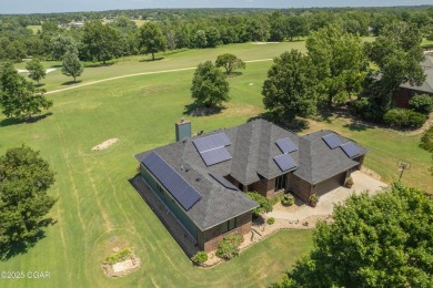 Immaculate Home with Golf Course Views in Loma Linda! This on The Bald Eagle Course At Eagle Creek Golf Club in Missouri - for sale on GolfHomes.com, golf home, golf lot