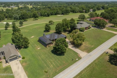 Immaculate Home with Golf Course Views in Loma Linda! This on The Bald Eagle Course At Eagle Creek Golf Club in Missouri - for sale on GolfHomes.com, golf home, golf lot