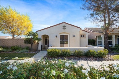 This cozy move-in ready home is just across the away from the on Hemet Golf Club in California - for sale on GolfHomes.com, golf home, golf lot